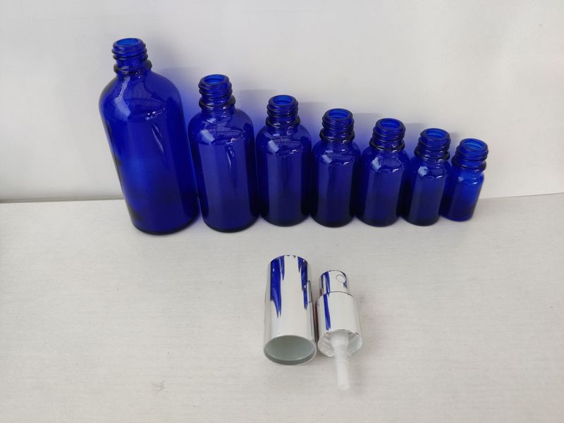 ブルーガラスサンプルスプレーボトル旅行ポータブルシルクスクリーンロゴ香水ボトル保湿香水ボトル卸売|undefined