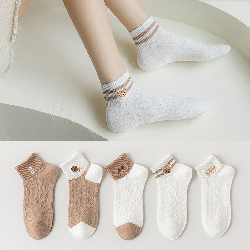 Calcetines mujer color sólido algodón primavera y verano calcetines de barco finos tubo corto café bordado animal pequeño patrón calcetines de mujer