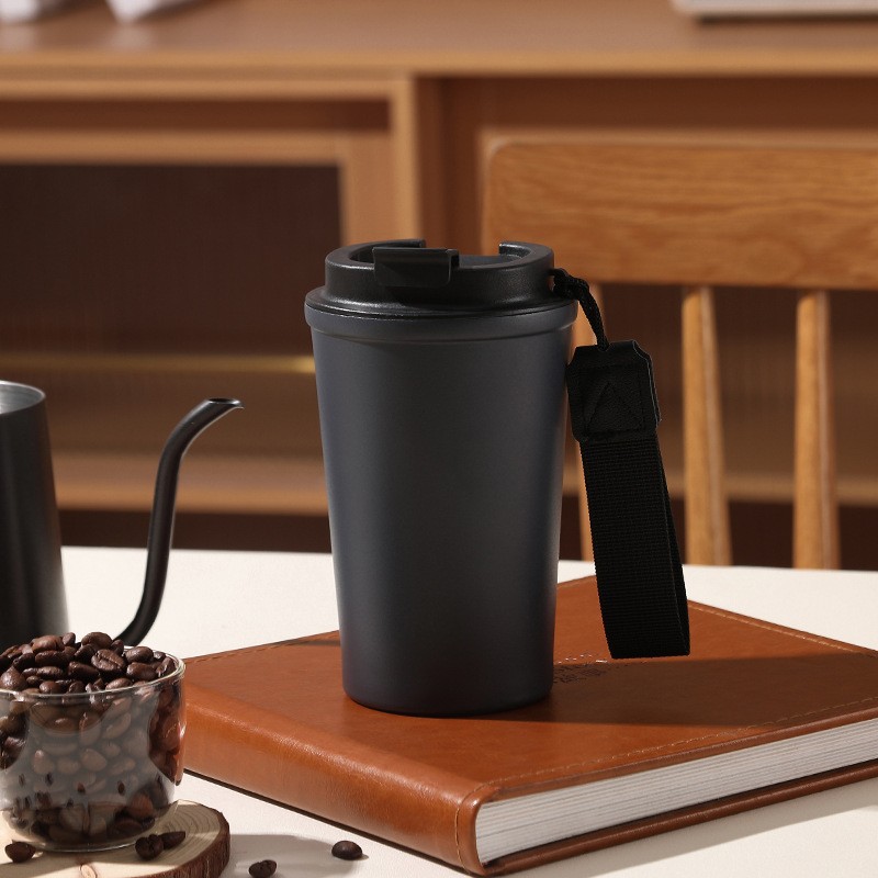 Taza de café de nuevo modelo para viajes transfronterizos, taza térmica de acero inoxidable 304, taza de viaje portátil, taza de agua fría con aislamiento térmico, taza portátil para coche