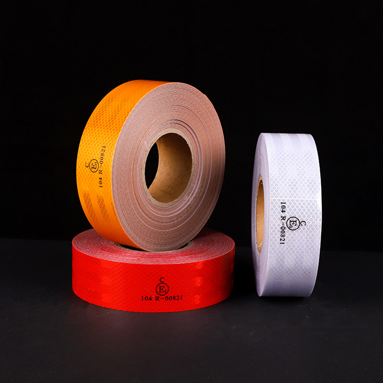 强反光ECE反光汽车摩托车警示反光条耐磨货车反光膜厂家