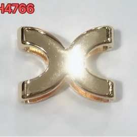 韩版小众轻奢高级感箱包五金配件 合金镶嵌双C字母扣