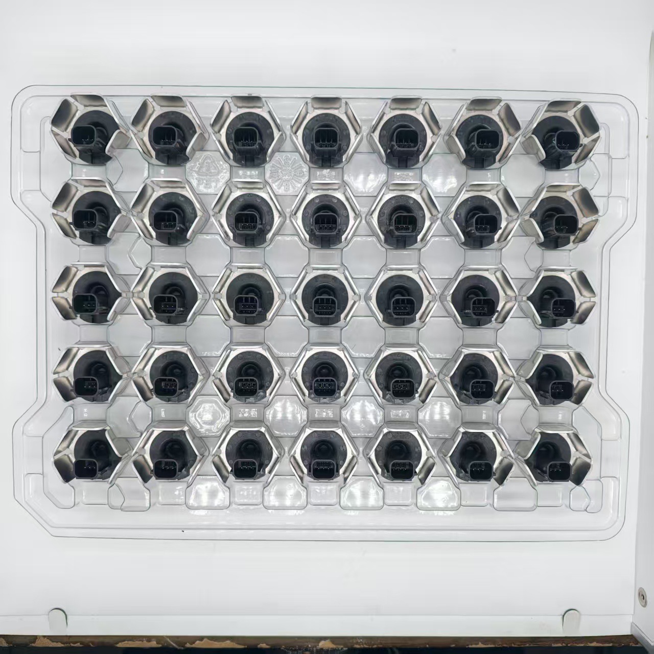 81536-15120Led Brake Light Suitable for Toyota Corolla, Hilux, Sienna-Valeo, Etc