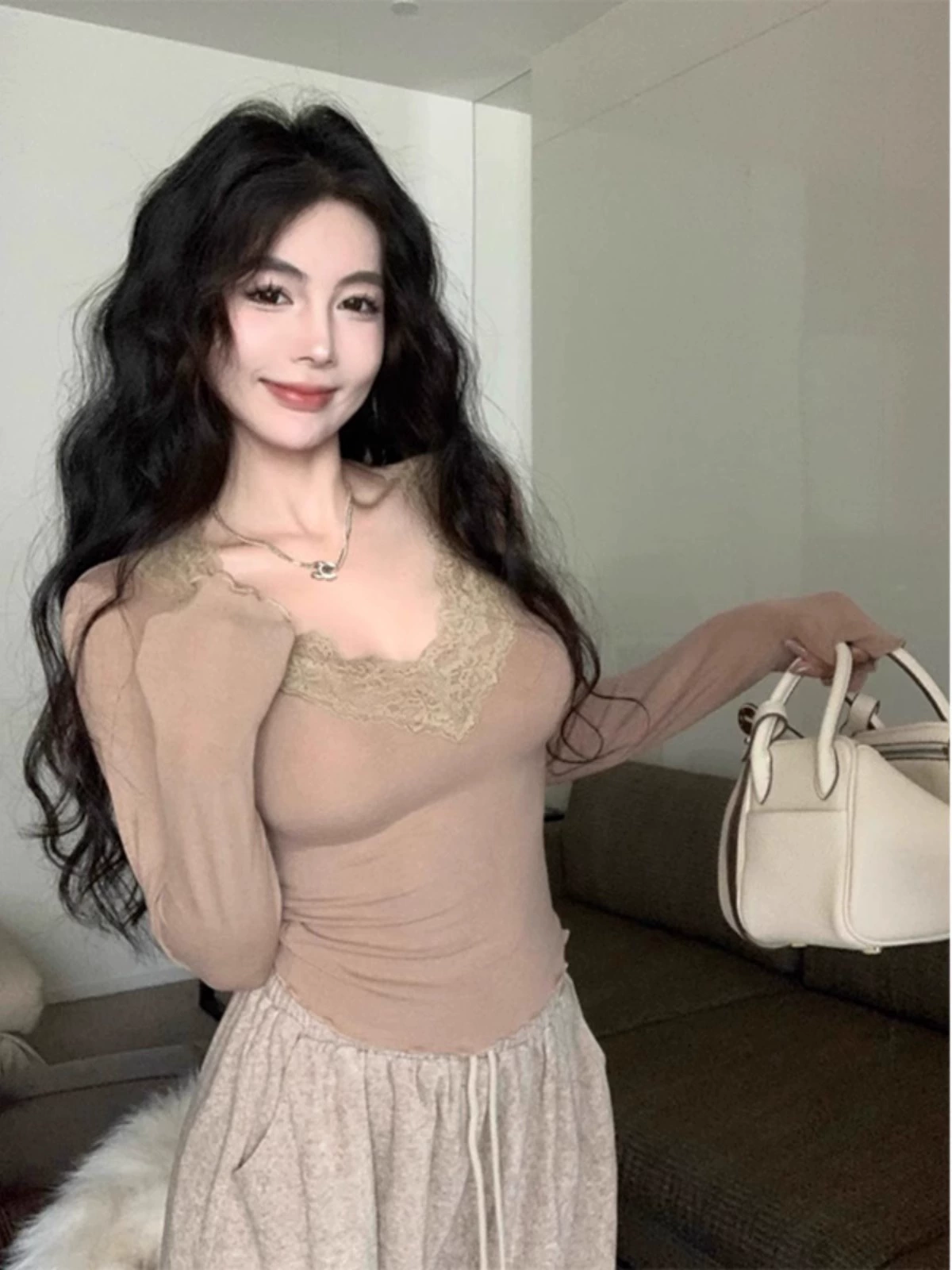 Кружевная осенняя приталенная футболка, эластичный короткий длинный рукав, V-образный вырез, высокий ворот