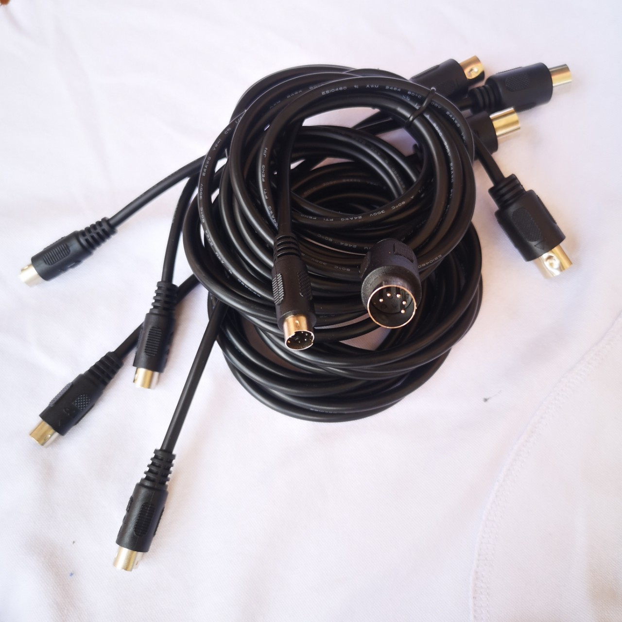 DIN9MD9Բ9ͨѶź9оsƵ