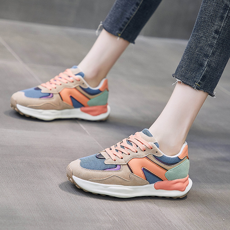 Sport 2024 Frühjahr Neue Leichte Weiche Sohle Laufen Trendy Coole Damenmode Vielseitige Papa Schuhe für Frauen_voghion.com