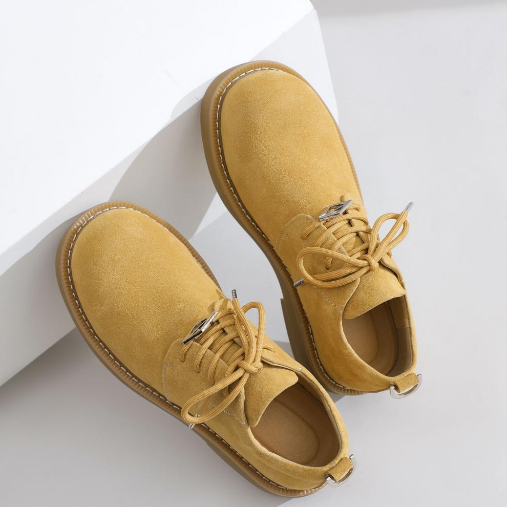 ShoeVault White Cleanfit Herrenschuh, Derby mit Zehensteg, der die Körpergröße erhöht und sich ideal für Pendler eignet, trendiges Ledermodell für Herren (2025)._voghion.com