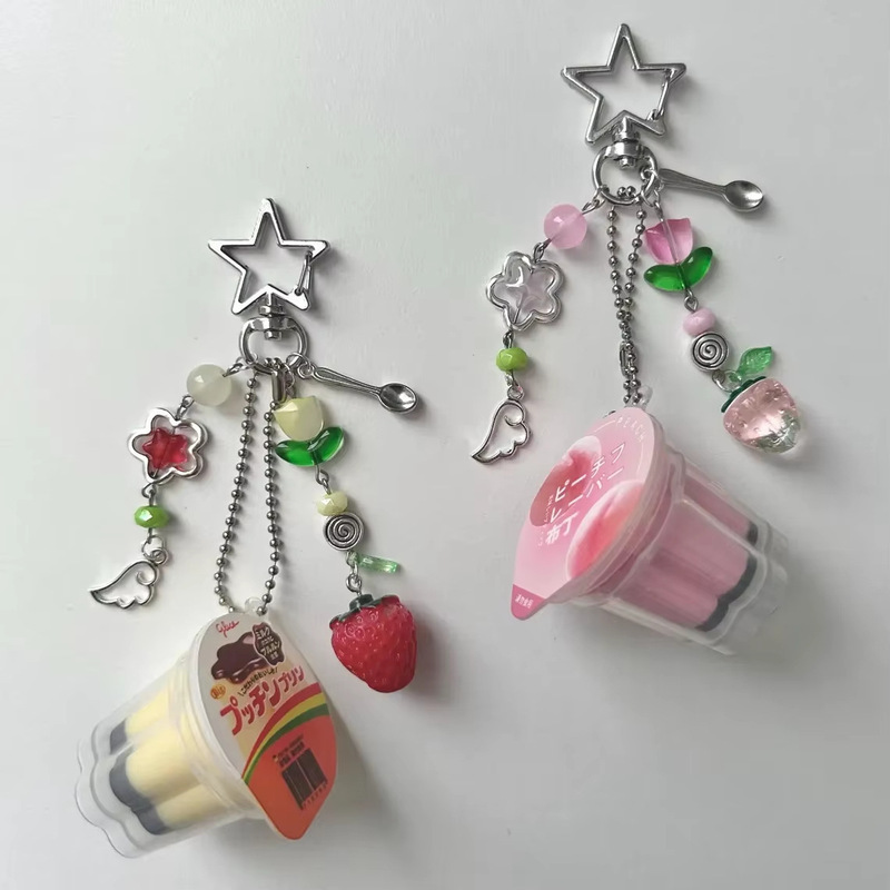 European and American Cross-Border Fresh Sweet Cool Heart-Shaped Strawberry Tassel Keychain Sweet Tulip Star-Shaped Mobile Phone Hanging Chain