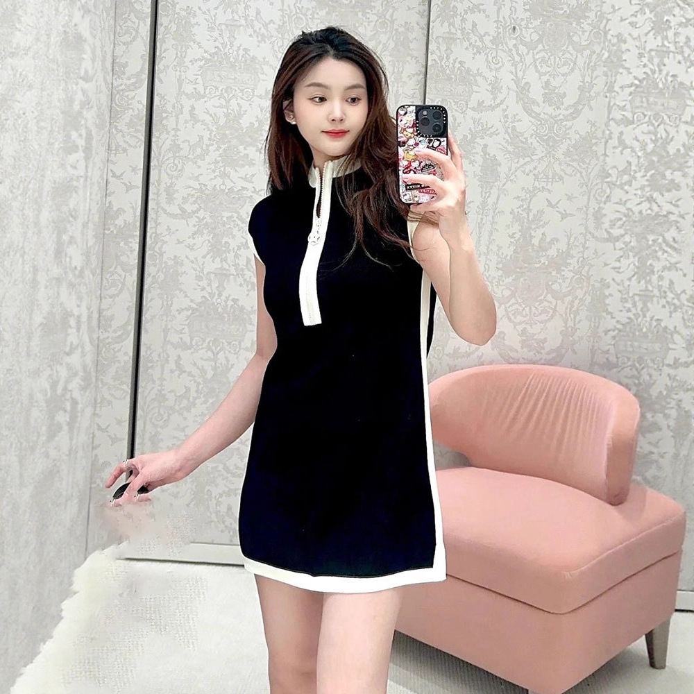 明星同款黑白撞色半拉链无袖针织连衣裙女夏季法式气质显瘦背心裙