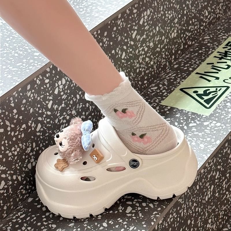 Cartoon Shirley Rose Clog Shoes for Women 2025 Summer New Cute Thick-Soled Height-Increasing Versatile Closed-Toe Beach Sandals