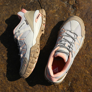 Hantu Official Hiking Shoes Women's Spring and Autumn Waterproof Outdoor Hiking Shoes Non-slip Lightweight Sports Breathable Hiking Shoes Men's Shoes