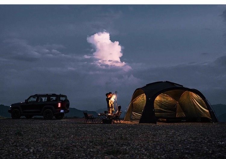 Black Dome Canopy Extra-Large Sunshade Tent for Outdoor Camping, Rainproof Folding Sun Shelter