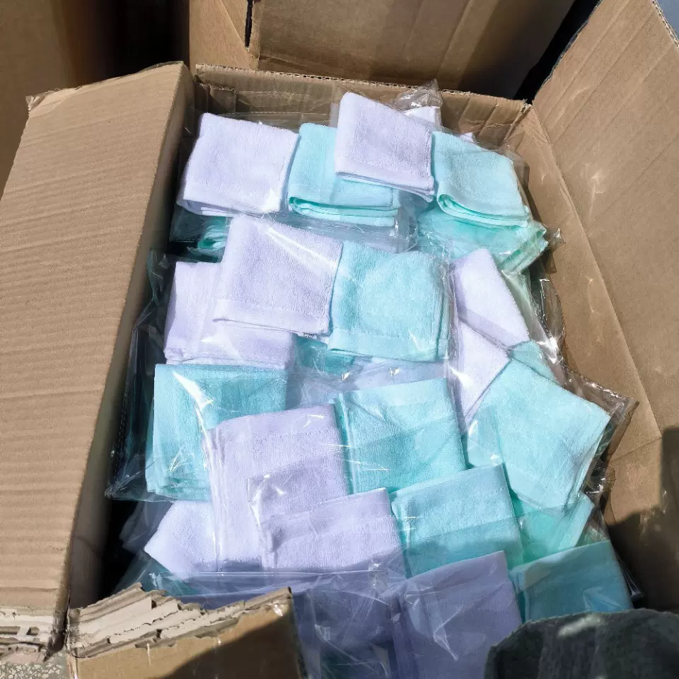 纯棉方巾跨境幼儿园礼品口水巾KTV餐巾挂巾擦手巾手帕儿童巾logo