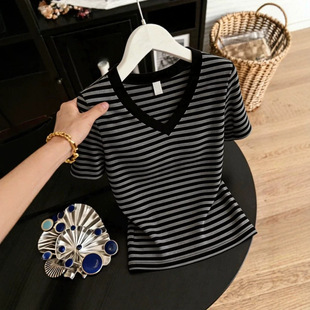 �nϵchic���s���eײɫ�l�y��������Ů�ļ��¿�V�I������������T��