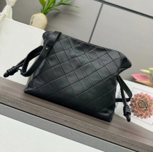 �¿���K���������Ҹ�°���Ů�����¿����{��Ƥ�r�Іμ��б���