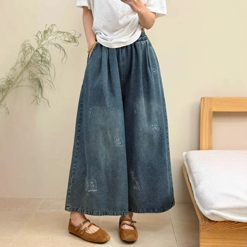 Embroidered Denim Wide-Leg Pants 2026 Spring New Style Artistic Elastic Waist Loose Casual Ripped Pants for Women 550-1 Embroidered Denim Wide-Leg Pants 2026 Spring New Style Artistic Elastic Waist Loose Casual Ripped Pants for Women 550-1