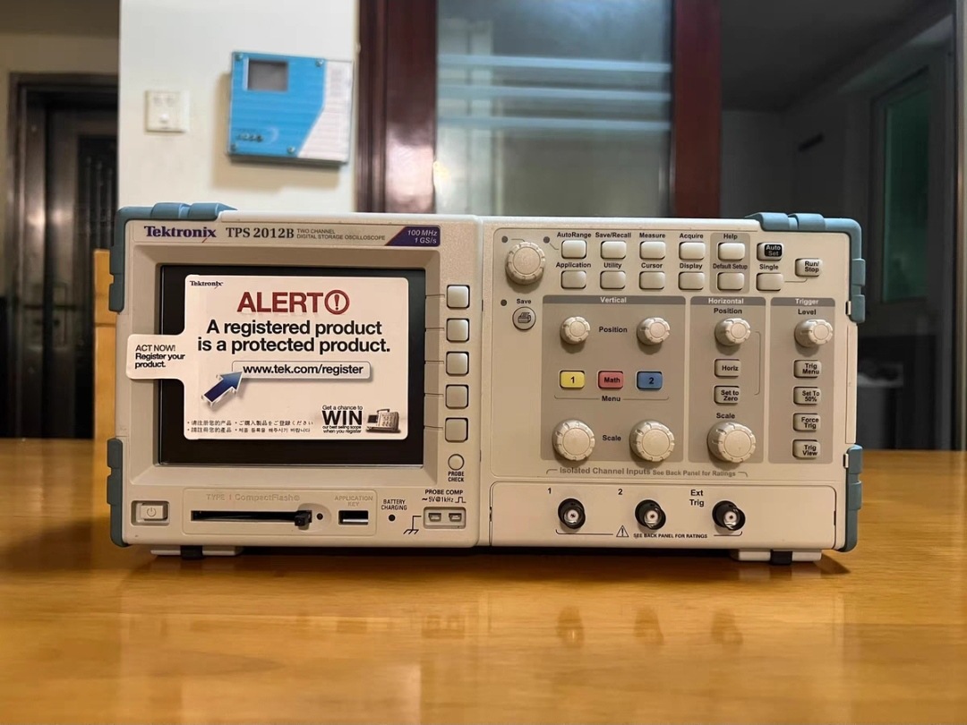 美国Tektronix泰克TPS2012隔离通道数字存储示波器100MHz促销包邮