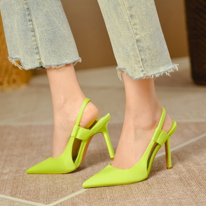 Women's Elegant Solid Color Point Toe Ankle Strap Sandals display picture 8