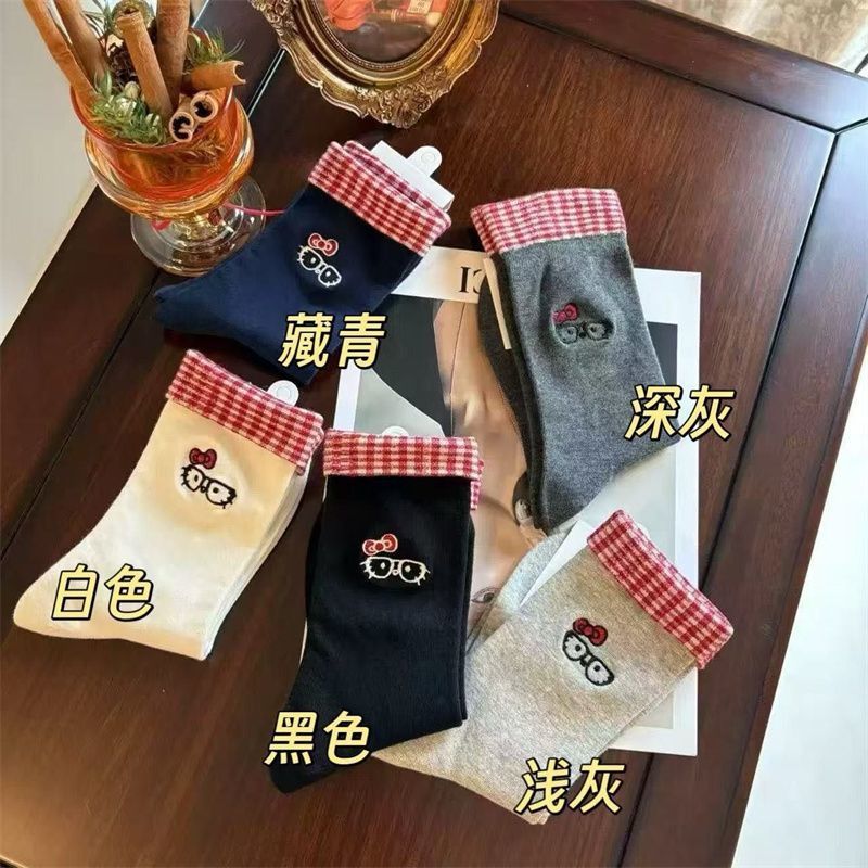 百搭新潮品蝴蝶结猫咪撞色中筒袜2025秋季款袜子女大眼镜红格子袜|undefined
