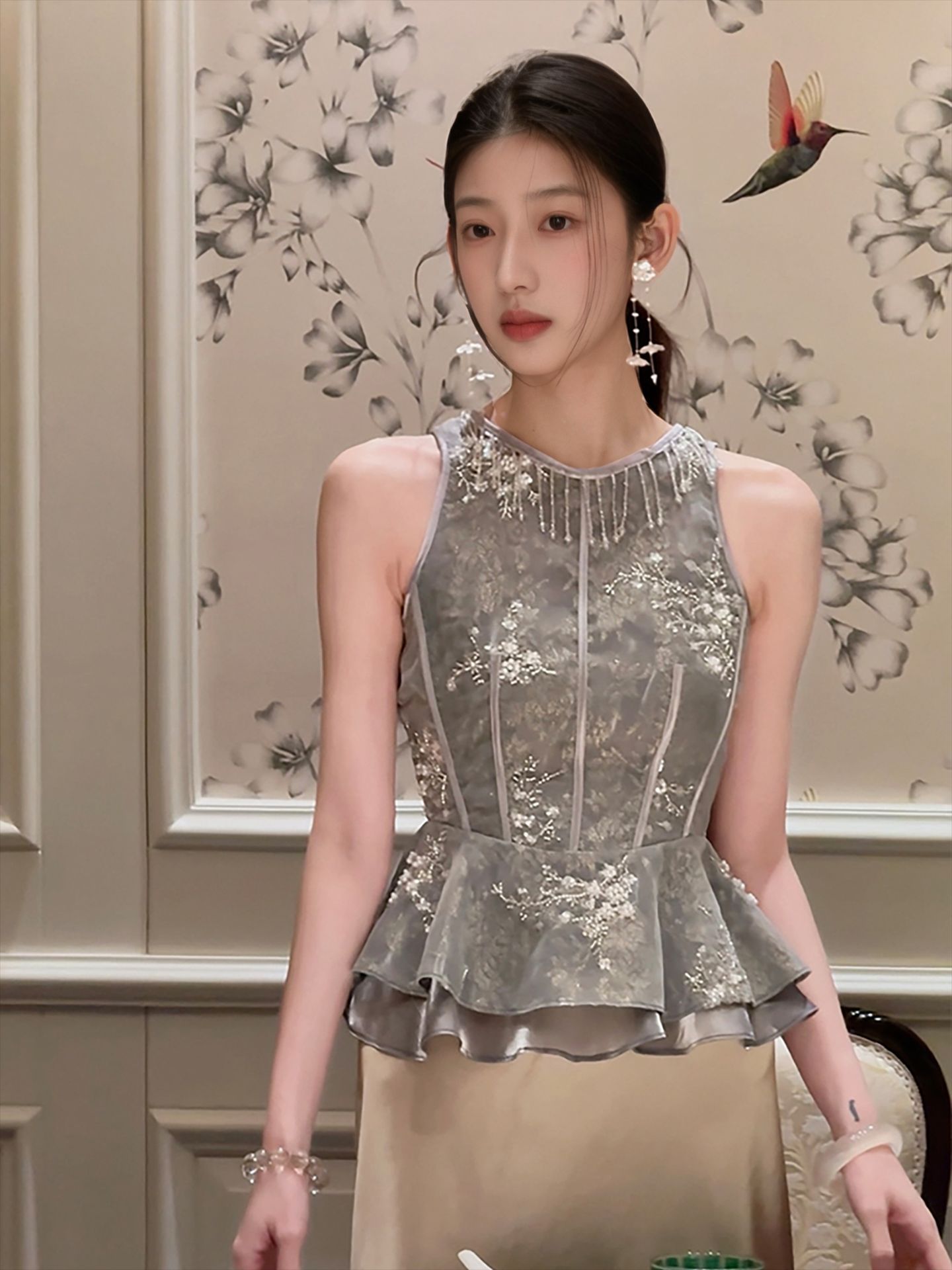 Áo hai dây nữ thêu đính hạt jacquard phong cách Tân Trung Hoa — áo vest