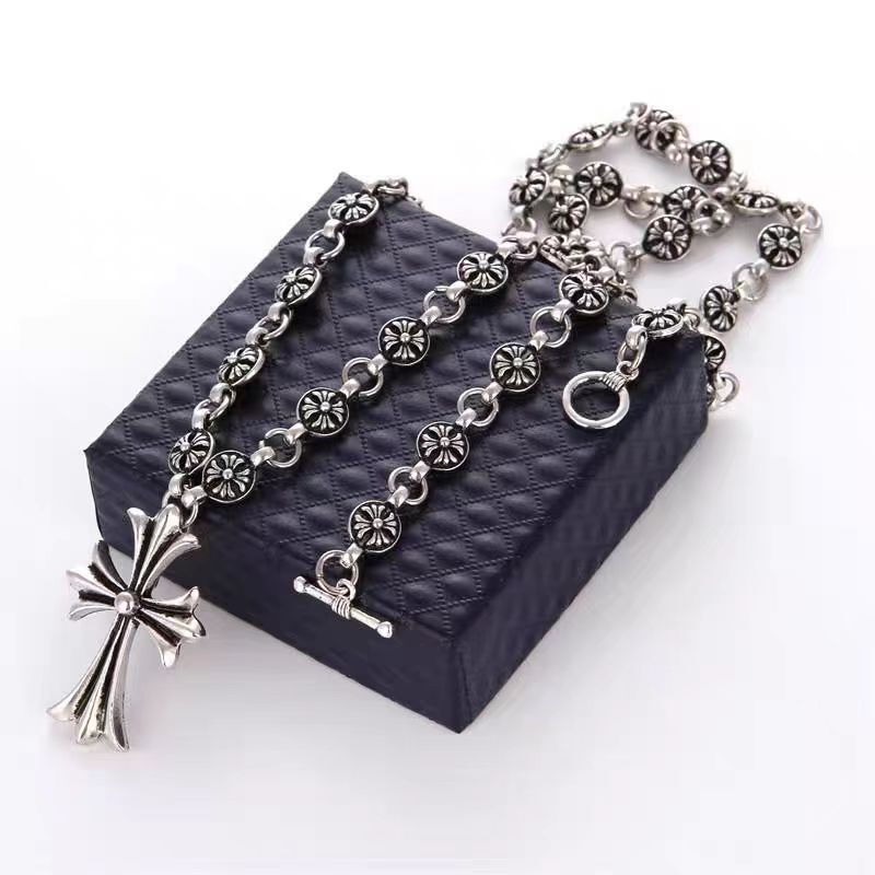 Apostle Walker 2 Le Shao Zhou Baihao Same Cross Necklace KE Luo Xin Short Trendy Long Chain Woolen Chain for Men and Women Apostle Walker 2 Le Shao Zhou Baihao Same Cross Necklace KE Luo Xin Short Trendy Long Chain Woolen Chain for Men and Women
