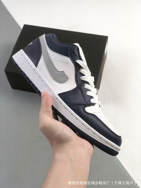 Putian High Version Pure Original Aj1 Low-Top Sneakers, Versatile Casual Shoes, Men's and Women's Sports Running Shoes, Walking Basketball Shoes Putian High Version Pure Original Aj1 Low-Top Sneakers, Versatile Casual Shoes, Men's and Women's Sports Running Shoes, Walking Basketball Shoes