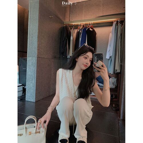 Women's Spring and Autumn Korean Style Short Sleeve V-Neck Knit Cardigan, Solid Color Crochet Overshirt for Layering, New Style Women's Tank Top