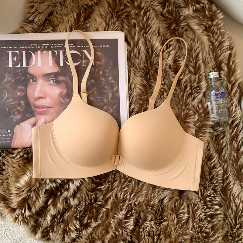 676 simple hebilla delantera sin costuras pequeño pecho push up ropa interior Pecho Redondo correa de hombro delgada belleza espalda desnuda sensación de pecho sujetador para mujeres