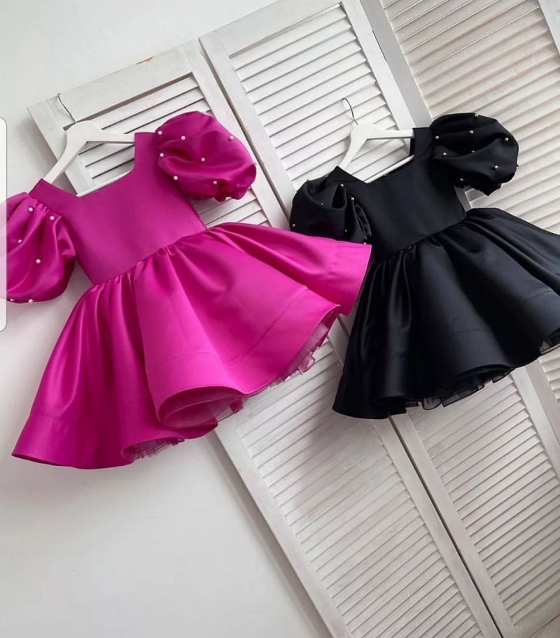 Abito rosa a maniche a sbuffo con perle per bambina outfit danza_voghion.com