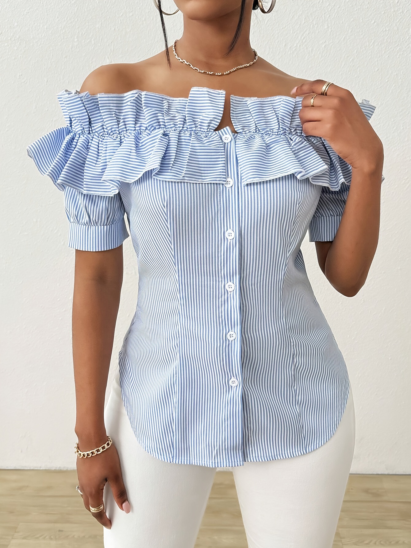 Wholesale Women's Polyester Elegant Simple Style Stripe Short Sleeve Blouses display picture 3