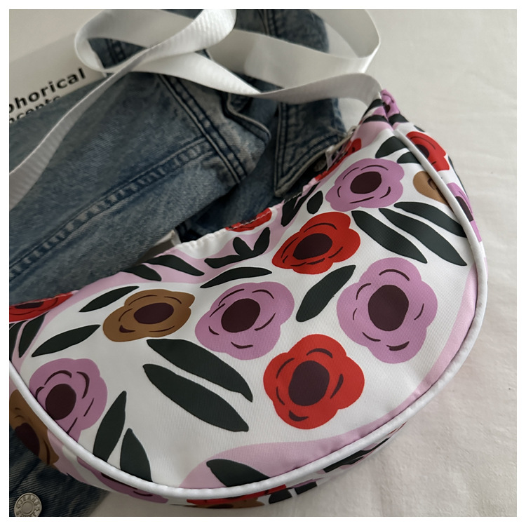2025 Korean-style laid-back crossbody bag new versatile commuting dumpling bag, large-capacity commuting single-shoulder bag for women undefined