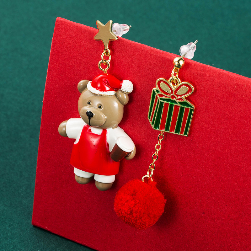 Christmas Series Alloy Resin Bear Gift Box Ball Earrings Wholesale Nihaojewelry display picture 4