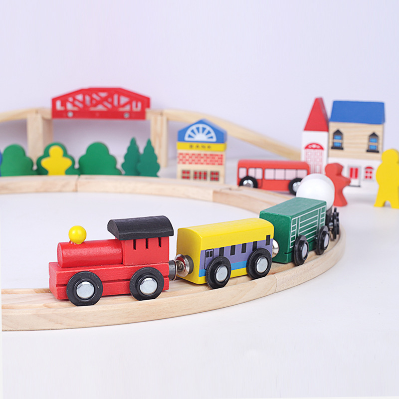 Weiweihu Track de tren de madera Track Baby Boy Juego de casas Thomas Train Track Juguetes educativos de madera maciza