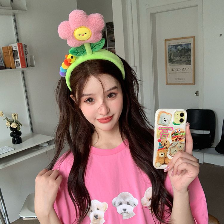 Hermosas flores muñecas lavarse la cara aro de cabello extraña fotografía aro de cabello maquillaje salir pelusa percha de cabello caricatura joyas de cabello de niña