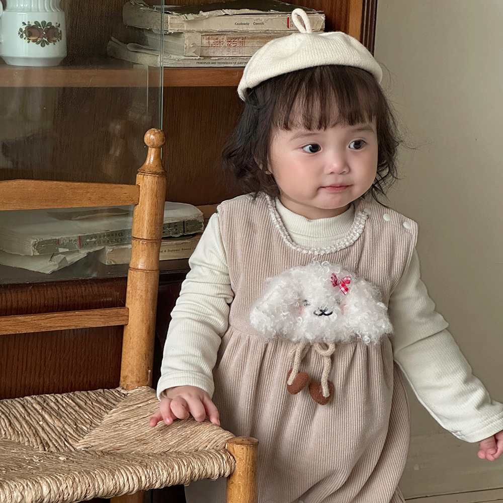 2024 ropa de bebé otoño e invierno engrosado y cálido servicio de salida nube de dibujos animados traje de bebé femenino coreano de dos piezas