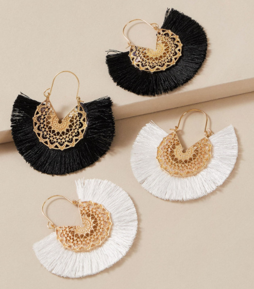 Blanco 2295 negro 2306(2 pares de pendientes)