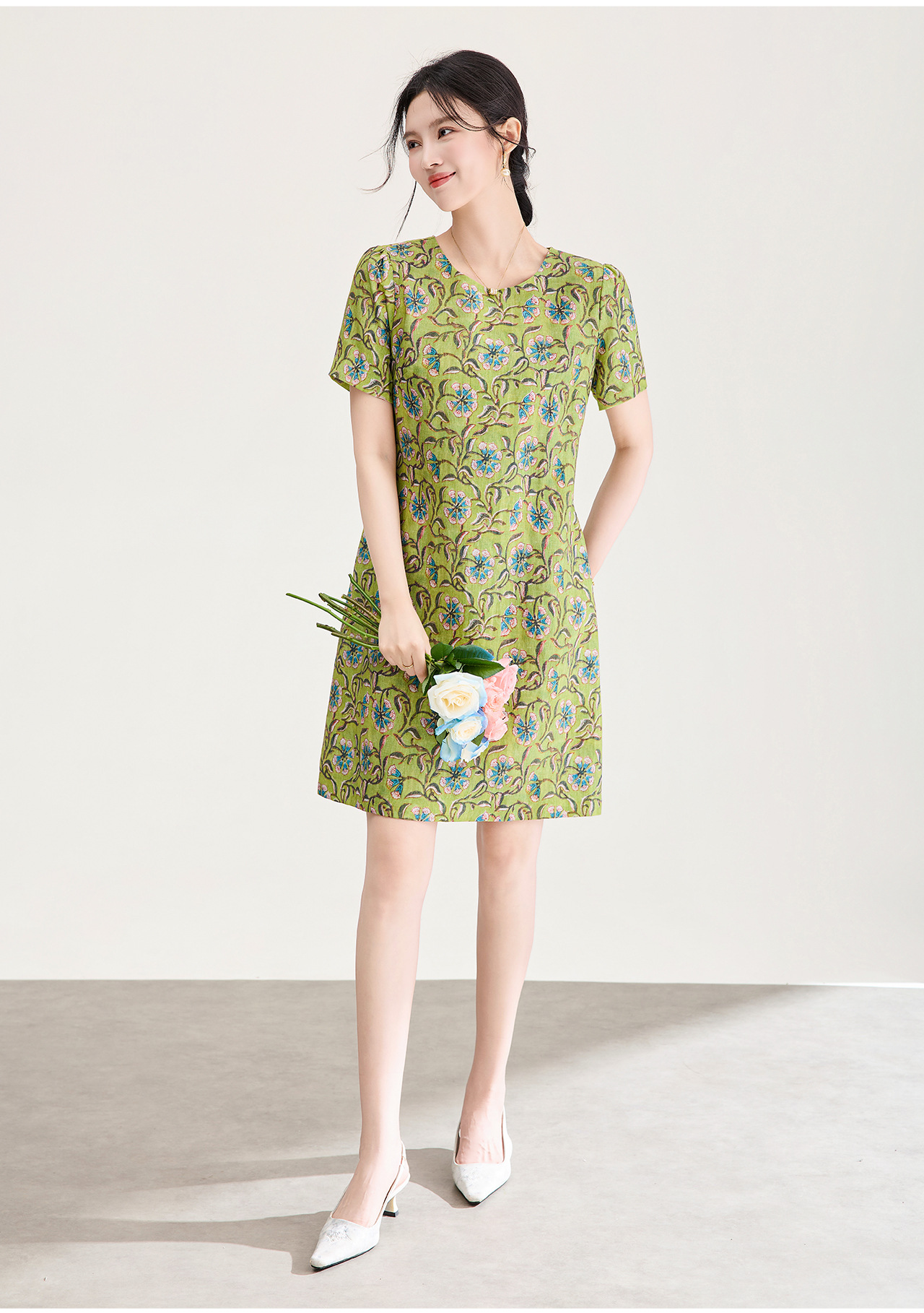 Đầm maxi nữ thắt eo tay ngắn họa tiết vintage chất lụa tơ tằm phối sợi gai — xanh lá cây chi tiết 4