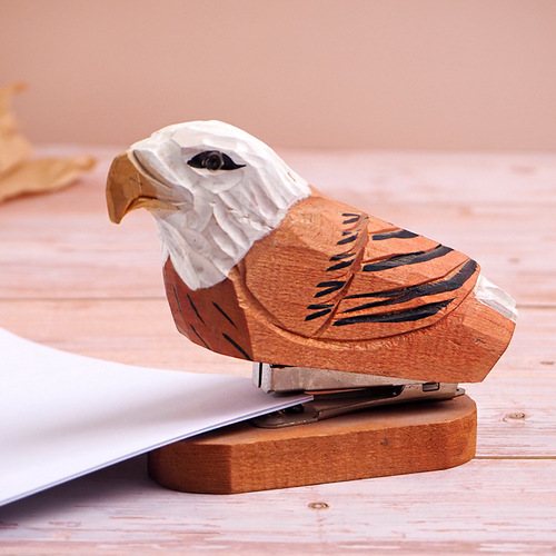 Wooden staplers animal mini cultural supplies creative stationery manufacturers wholesale staplers student staplers