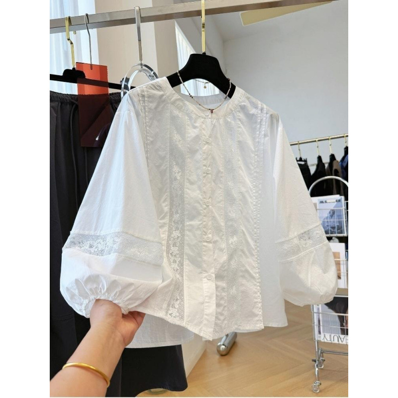 Lace thin long-sleeve with a round collar