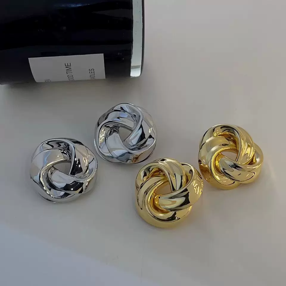 风吹半夏赵丽颖许半夏同款金属麻花耳环女高级感个性银针大耳钉