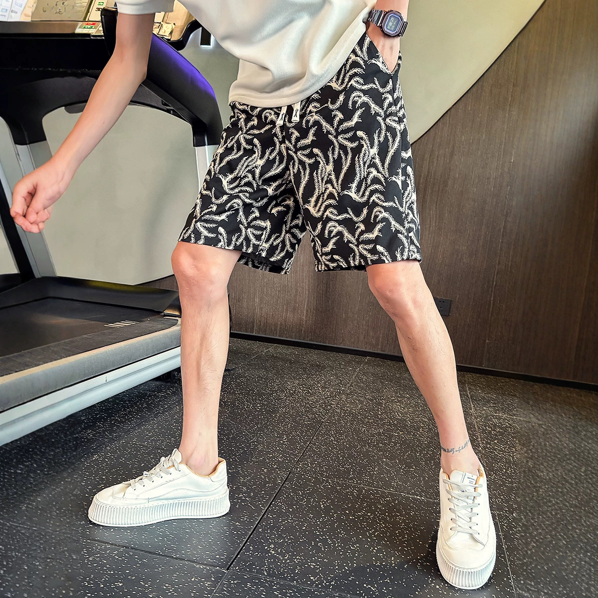 Men's Summer Printed Fashion Shorts Casual Straight Leg High End Style Loose Fitting Athletic Capri Pants Outerwear Beach Shorts_viptrois.com