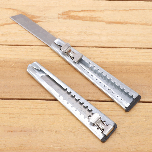 All-iron utility knife, metal intermediary knife, paper cutting knife, utility knife, office supplies, stationery paper cutter, household stationery knife wholesale
