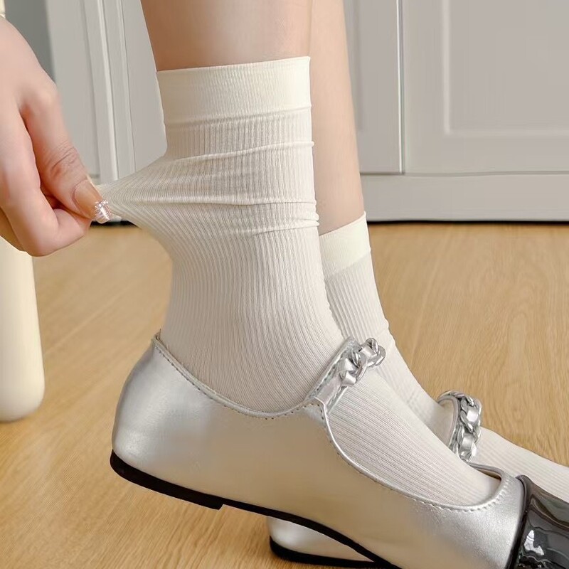 Wide Cuff Ice Socks Summer Thin Velvet Mid-Calf Socks Slouch Socks Simple Versatile Black and White Socks Women Wholesale Wide Cuff Ice Socks Summer Thin Velvet Mid-Calf Socks Slouch Socks Simple Versatile Black and White Socks Women Wholesale