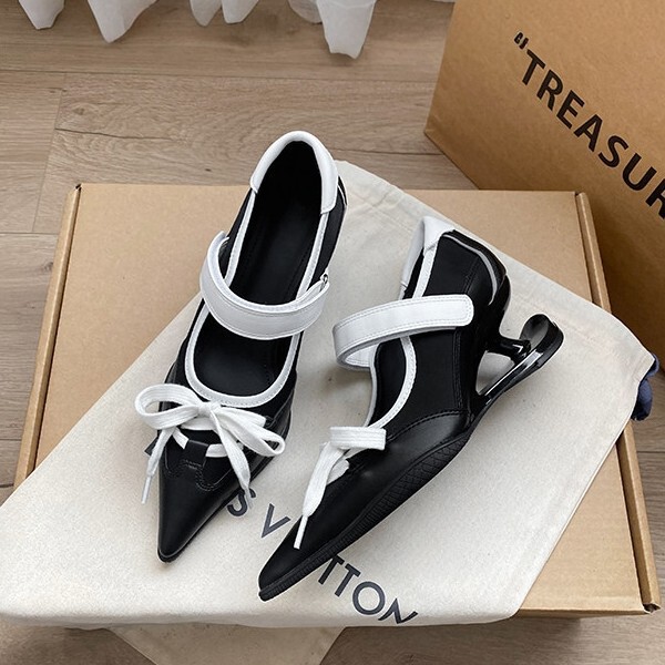 Mary Jane Shoes for Women, Summer 2026 New Fashion Trend, Very Stylish and Comfortable, with Velcro Straps and Pointed High Heels Mary Jane Shoes for Women, Summer 2026 New Fashion Trend, Very Stylish and Comfortable, with Velcro Straps and Pointed High Heels