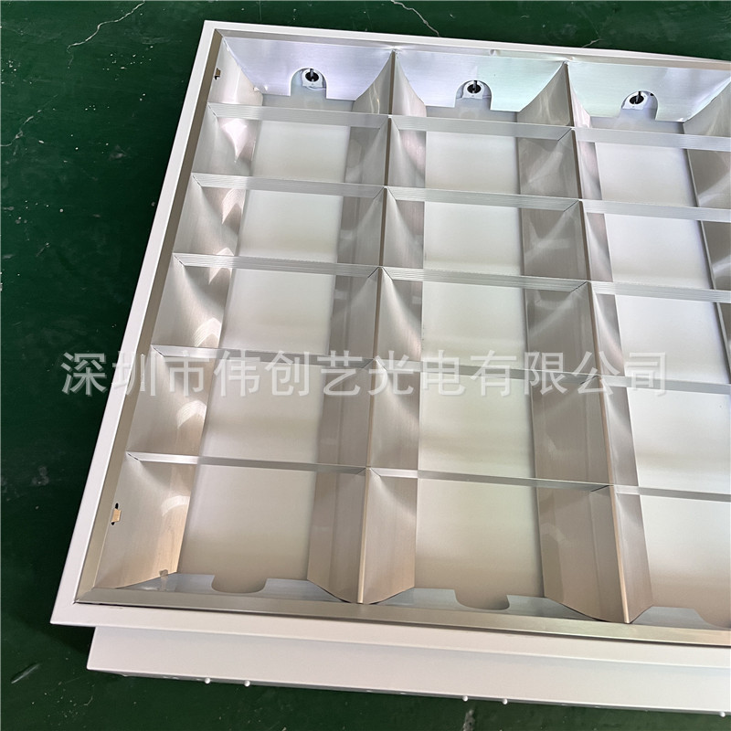 led格栅灯T8双管明装嵌入式2*36w荧光灯盘办公室营业厅格栅灯批发-阿里巴巴