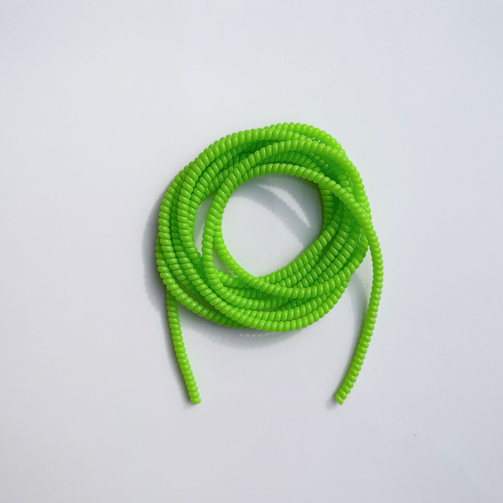 1.4 Cuerdas de protección de color sólido de 1,6 metros de cable de datos para línea de teléfono celular anti-ruptura cargador de cable de bobinado