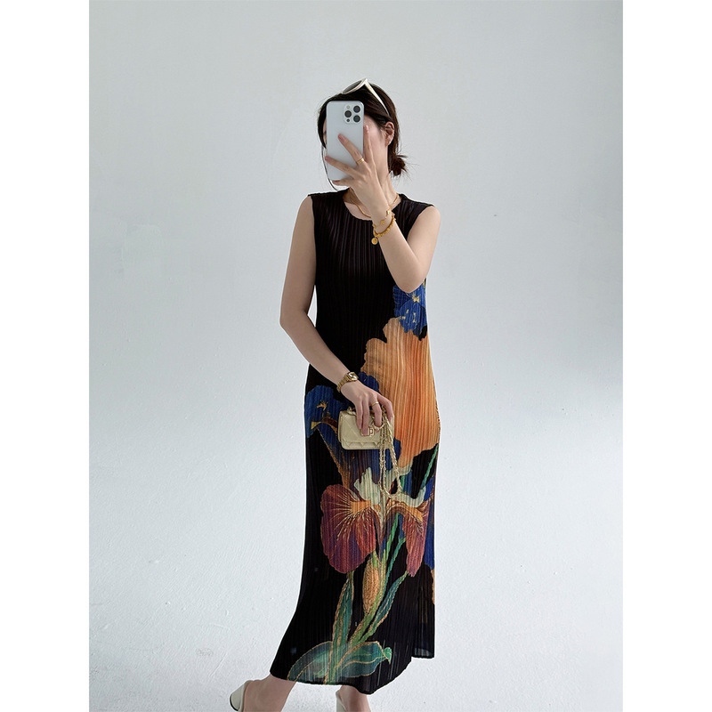 Issey Miyake Boutique Quality New Chinese-Style Summer Pleated Retro Print Dress for Women, Elegant and High-End Long Dress