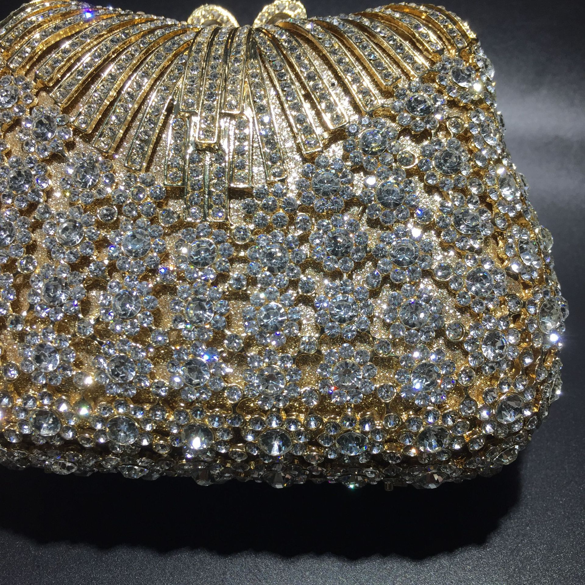 Túi clutch nữ đính đá rhinestone dạ tiệc cao cấp — Vàng kim trắng chi tiết 6