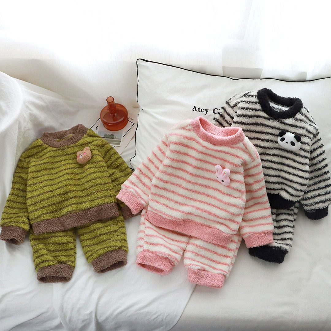 2025 Новые детские теплые бархатные домашние костюмы для малышей, осенне-зимний комплект утепленных пижам из бархата