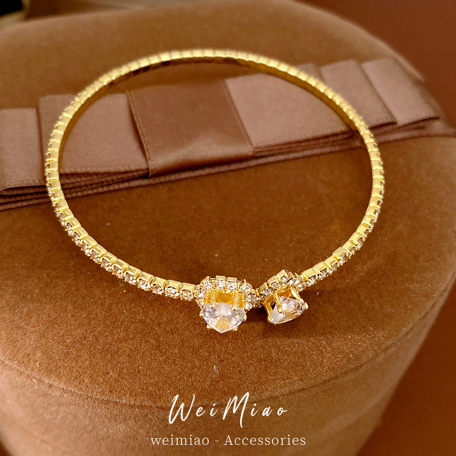 Brazalete de diamantes de amor abierto redondo estilo frío personalidad nicho pulsera de moda ligera lujo alta sensación de joyería al por mayor