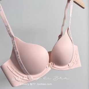 ���һ��룻�۔nǰ�ۃ���ŮС���@���ո������з��´���ĸ��������